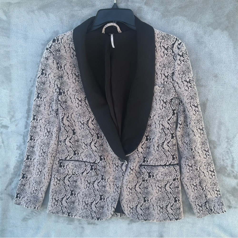Elegant Black and Cream Snake Print Blazer Free People M